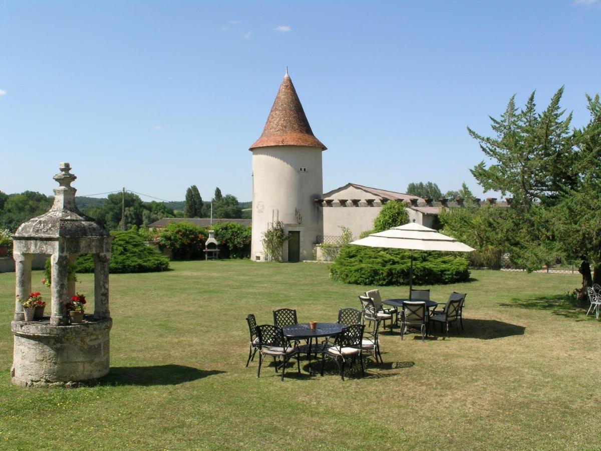 Cherval Chateau Du Bourbet المظهر الخارجي الصورة